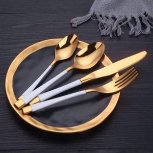 Nuevo Juego de Cubiertos de Diseño Artesanal con Recubrimientos de Goma a un Precio Muy Asequible - Product Image 5