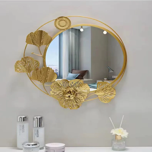 Miroir mural unique avec un cadre en fleur de lotus doré, pour un look artistique moderne, disponible à prix de gros. - Product Image 4