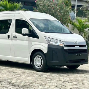 รถบัส HIACE มือสอง 18 ที่นั่ง - Product Image 1
