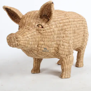 Jouant à la main de la jacinthe d'eau tissée à la main, grande figure de cochon debout, cochon à récurer, vente en gros - Product Image 1
