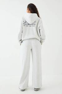 Logo personnalisé gris cendré Ensemble de survêtement à capuche 2 pièces pour femmes Sweat à capuche respirant et pantalon de survêtement Ensemble de survêtement 2 pièces - Product Image 3