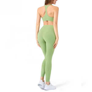 Ensemble de yoga personnalisé à faible MOQ pour femmes, vêtements de sport de haute qualité, leggings de fitness pour femmes, ensemble de yoga - Product Image 3