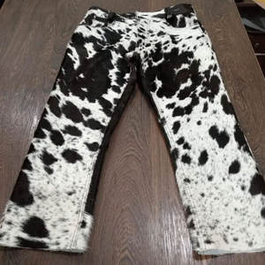 Pantalon en cuir de vachette coupe-vent pour homme avec logo personnalisé, vente en gros à prix abordable, faible MOQ - Product Image 6