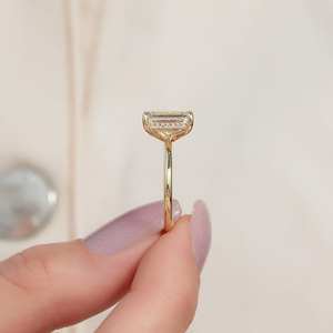 10x7mm corte esmeralda diamante blanco plata esterlina 18K chapado en oro minimalista solitario anillo de compromiso clásico nupcial boda - Product Image 3