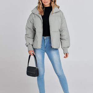 Veste d'hiver matelassée pour femme de qualité supérieure, tissu 100% polyester, manches longues, fermeture éclair, veste matelassée avec faible MOQ - Product Image 3