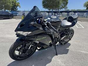 Motocyclette NINJA ZX-4R ABS 2025 - Product Image 3