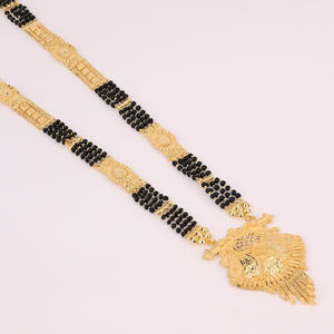 Mangalsutra chapado en oro, temporada de bodas, mujeres tradicionales, Mangalsutra con colgante, cobre y latón chapado en oro laminado - Product Image 2