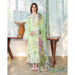 Ensemble élégant pour femme MUSHQ, chemise en tissu brodé 3 pièces avec dupatta imprimé en soie et pantalon - BIC-4908 - Product Image 1
