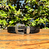 Ceinture en cuir de vache argentin importé avec gravure florale, boucle en laiton, finition artisanale de luxe, largeur 40 mm, durable, pièce unique, personnalisable