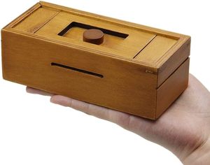 Caja de regalo de cubo de rompecabezas ecológico de madera con compartimentos ocultos y juego de desafío de soporte de dinero para adultos - Product Image 1