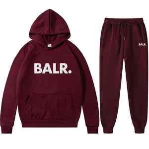 Survêtement sur mesure pour homme offrant des performances actives avec appel streetwear et confort d'utilisation quotidienne - Product Image 2