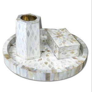 Ensemble de brûleur à bakhoor en incrustation d'os durable, motifs floraux faits à la main, encens indien pour les intérieurs de style héritage classique - Product Image 1