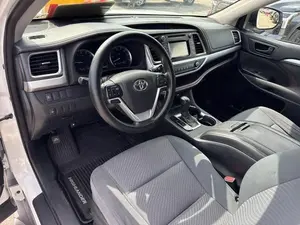 Toyota Highlander LE I4 2018 - Product Image 6