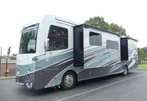 Caravana R-a-m-b-l-e-r A-r-m-a-d-a-4-0-M 2025 para 4-6 Pasajeros con Emisión Euro 6 - Product Image 3