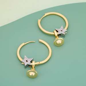 Trendy Star-Shaped Hoop Earrings 187747 Made of Zinc Alloy - Product Image 1