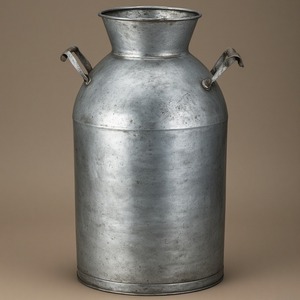 Boîte de lait galvanisée rustique inspirée de la ferme avec une finition durable idéale pour les cuisines, les maisons, les intérieurs de jardin et de café - Product Image 5