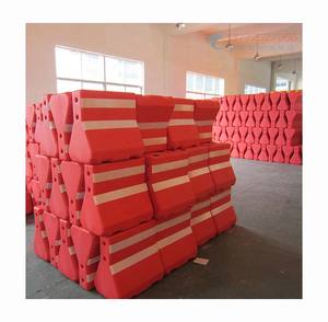 Customized Single Hole <b>Traffic</b> <b>Barrier</b> Water Filled Multi-Color Plastic and Rubber Material - Product Image 2