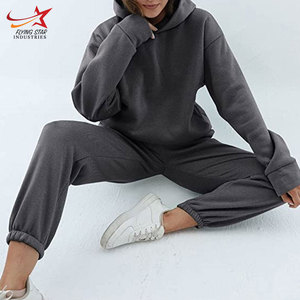 Venta al por mayor por encargo de los hombres de alta calidad Premium Slim Fit chándal último diseño con cuello con capucha - Product Image 4