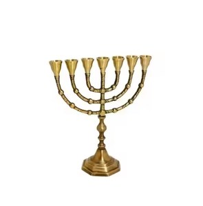 Elegante Menorá Chapada en Oro, Tradicional Artículos Judaicos, Candelabro de Metal de Nueve Brazos, Estilo Ecológico, Decoración Navideña para el Hogar, Impex - Product Image 3