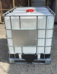 Réservoir IBC industriel de 1000 litres en polypropylène, conteneur de liquide en vrac avec pompe pour un transport sécurisé - Product Image 2