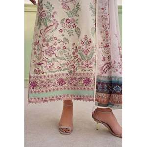 Conjunto de Traje de Seda Cruda Bordado para Mujer UF-4385 - Product Image 5
