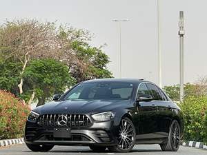 Nuevo/USADO 2022 MERCEDES BENZ E350 AMG TURBO 360 Cámara Trasera Capacidad de Carga 31-40T Emisión Diésel/GAS Automático - Product Image 3