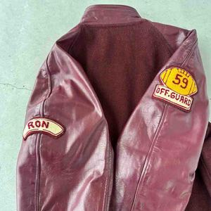Vintage Maroon Varsity Jacket Mens Retro Leather Sleeve Letterman Bomber Coat con parches bordados Prime Sports Winnipeg - Product Image 5