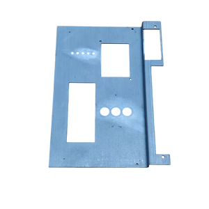 Piezas de carcasa de chapa CNC con aberturas de corte láser y soportes personalizados doblados para sistemas de automatización industrial - Product Image 4