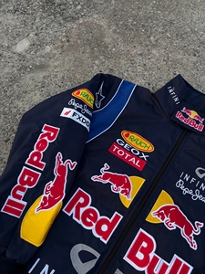 แจ็กเก็ตแข่งรถวินเทจสำหรับทุกเพศ F1คุณภาพสูงผ้าไนล่อนโพลีเอสเตอร์เนื้อนุ่มมีซิปปิดสำหรับรถจักรยานยนต์ฤดูหนาว - Product Image 4