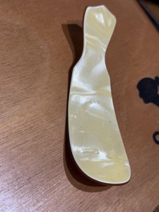 Chausse-pieds élégant blanc avec manche en bois élégant, finition polie, design ergonomique long, idéal pour la maison, les voyages, le bureau et les cadeaux - Product Image 5