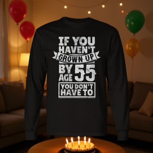 Camiseta de manga larga con estampado divertido para el 55.º cumpleaños, con la frase: "Ya no soy un niño, soy un adulto, ¡que se diviertan! " - Product Image 3