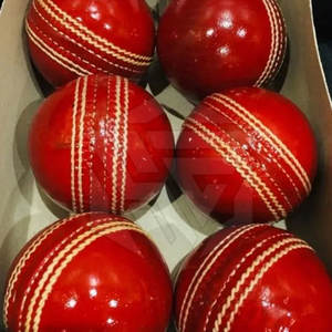 ลูกบอลหนังสำหรับฝึกเล่นคริกเก็ตแบบแข็งปักเย็บด้วยมือโลโก้ได้ตามต้องการ - Product Image 6