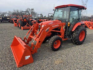 รถแทรกเตอร์รุ่น L4760 4WD 47 แรงม้า ปี 2024 พร้อมเกียร์ขับเคลื่อนแบบเกียร์ธรรมดา  พร้อมที่ตักและถัง  รับประกัน 2 ปี ใช้งานเพียง 191 ชั่วโมง - Product Image 6