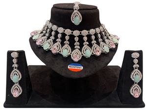 Ensemble de collier ras du cou classique pour femmes élégantes avec boucles d'oreilles pour la fête et l'anniversaire Événements traditionnels Idée de cadeau - Product Image 5