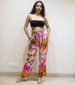 Trendy Rayon Tie-Dye Summer, Resort and Beach Pants con bolsillos para mujeres: versátiles, transpirables e ideales para climas cálidos - Product Image 2