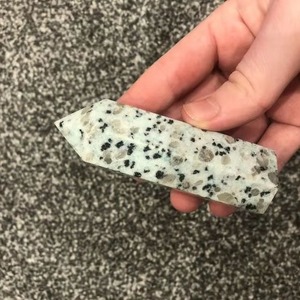 Cristales Mágicos de Alta Demanda, Torres de Piedras Preciosas de Jaspe Dálmata Natural, Forma de 0-2 Pulgadas, para Protección, Jugabilidad y Energía de Conexión con la Tierra - Product Image 2