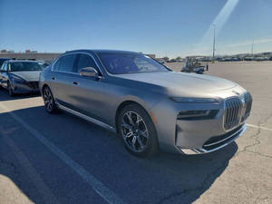 สภาพดีเยี่ยม รถมือสอง ปี 2023 BMW i7 - Product Image 3