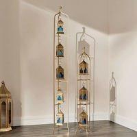 Décoration de maison pour le Ramadan et les mariages 2027, support en fer doré fait main avec 3 mini lanternes marocaines suspendues