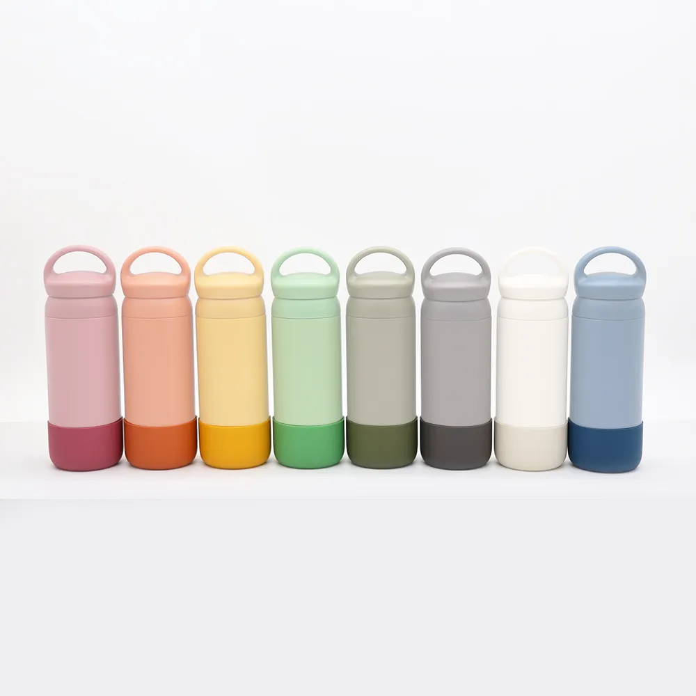 High quality low price food grade silicone convenient bumper boot tumbler accessories