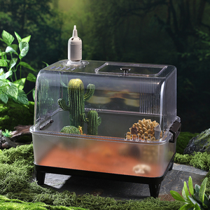 فيلا زواحف إبداعية من البلاستيك 360 درجة °   حوض زواحف آمن وخفيف الوزن وشفاف ومقاوم للهروب مع نافذة إطعام - Product Image 1