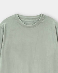 Sweat-shirt en velours premium, velours doux, manches longues, pull-over minimaliste vert pour l'automne et l'hiver, services OEM - Product Image 4
