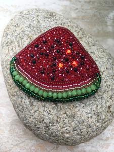 Dijes de novia de diseño para bolsos con abalorios de perlas intrincadas y dijes para Londres, hechos en pedidos a granel aceptados - Product Image 6