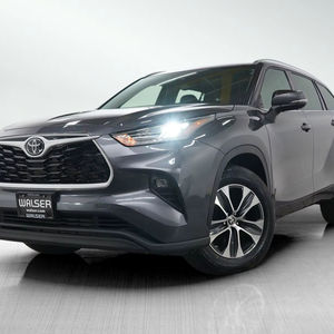 Toyota Highlander XLE 2022 Usada en Buen Estado, Equipamiento Estándar - Product Image 1