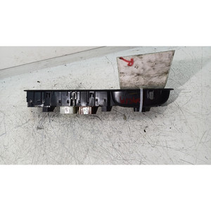 Panneau de boutons avant gauche DACIA Sandero Stepway Série 254112588R B4D419 (21>) - Product Image 6