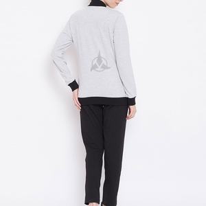 Conception personnalisée Survêtements pour femmes respirants pour l'extérieur Vêtements de haute qualité pour femmes Survêtements unis de couleur unie Vente en gros OEM - Product Image 2