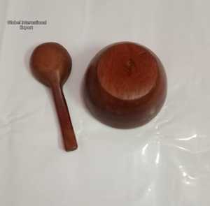 Cuenco de madera rústico y moderno hecho a mano con acabado natural para cenas familiares y catering de fiestas - Product Image 5