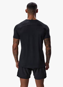 Camisetas Deportivas de Alta Calidad para Hombre, Ajuste Delgado y Transpirable, Absorben la Humedad, Ropa Deportiva Personalizable con Cuello Redondo - Product Image 4
