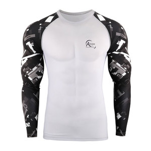 Wholesale Customized Logo <b>Men</b> <b>Compression</b> <b>Shirt</b> Short Sleeves Gym Wear <b>Compression</b> <b>Shirts</b> <b>For</b> <b>Men</b> - Product Image 1