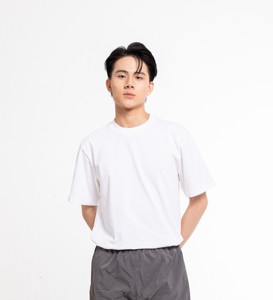 Venta al por mayor Camiseta de poliéster de compresión personalizada para hombres Precio competitivo Hecho en Vietnam-Servicios de procesamiento de ropa - Product Image 3