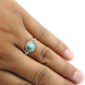 Cadeau d'anniversaire délicat pour femme Bague ethnique de forme ronde en argent sterling 925 avec pierre précieuse turquoise naturelle pour ses bijoux Boho - Product Image 3